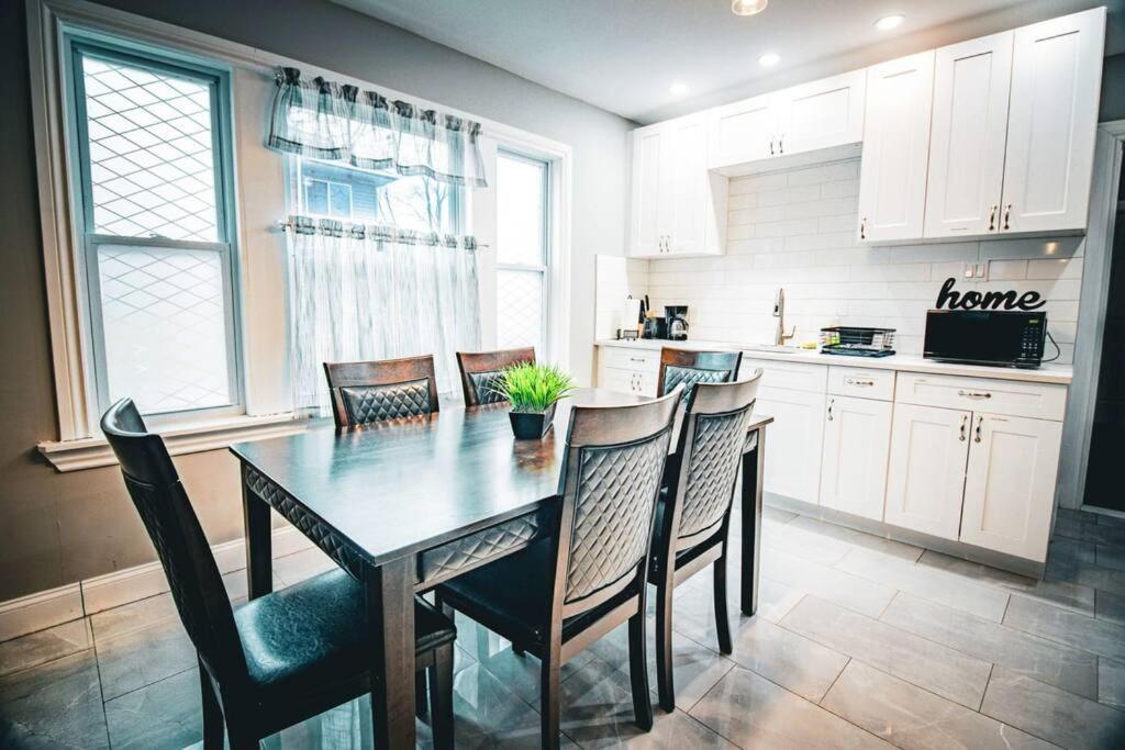 Comfortable 3Br, 1 Bath Close To The Falls Niagara Falls Luaran gambar